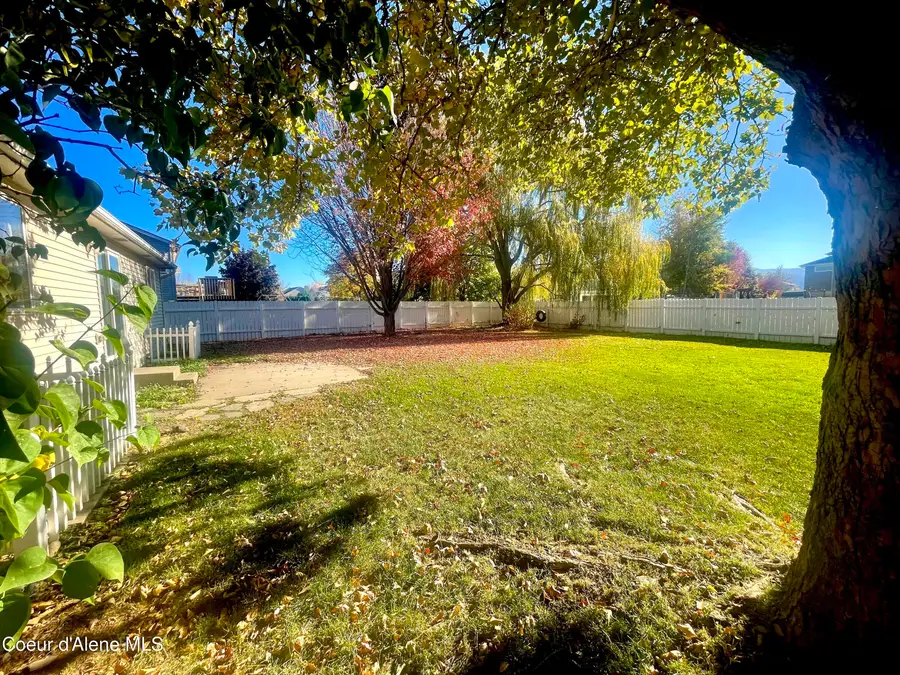 1190 W Palouse DR, Post Falls, ID 83854 - #3