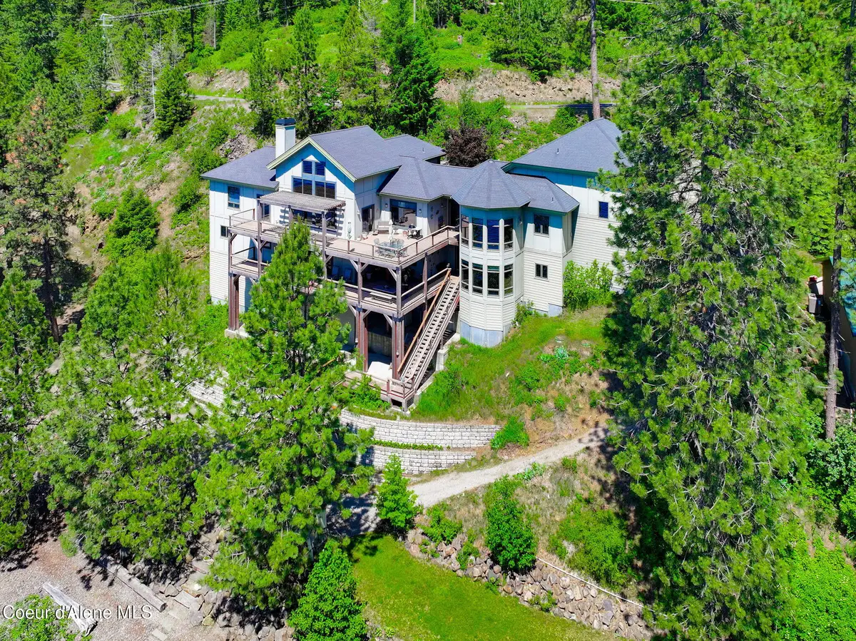 412 E Beachhouse Ln, Harrison, ID 83833 - #1