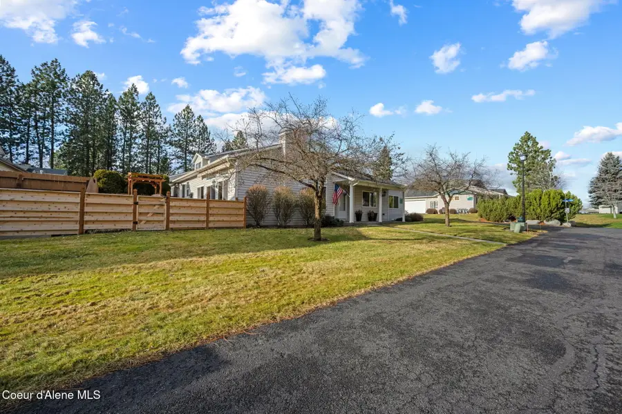 3675 N Scotch Pine Ln #APT 1, Coeur Dalene, ID 83815 - #2