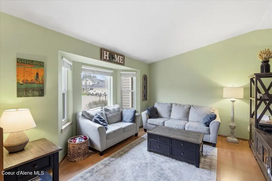 865 W Parkhurst CT, Coeur Dalene, ID 83815 - #3