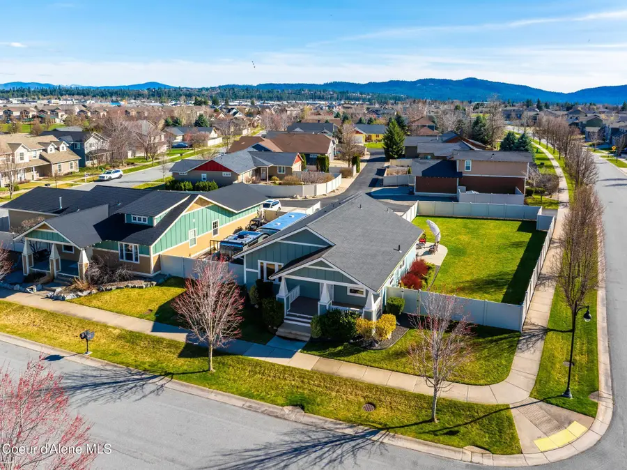 3355 N Durrow Loop, Post Falls, ID 83854 - #2