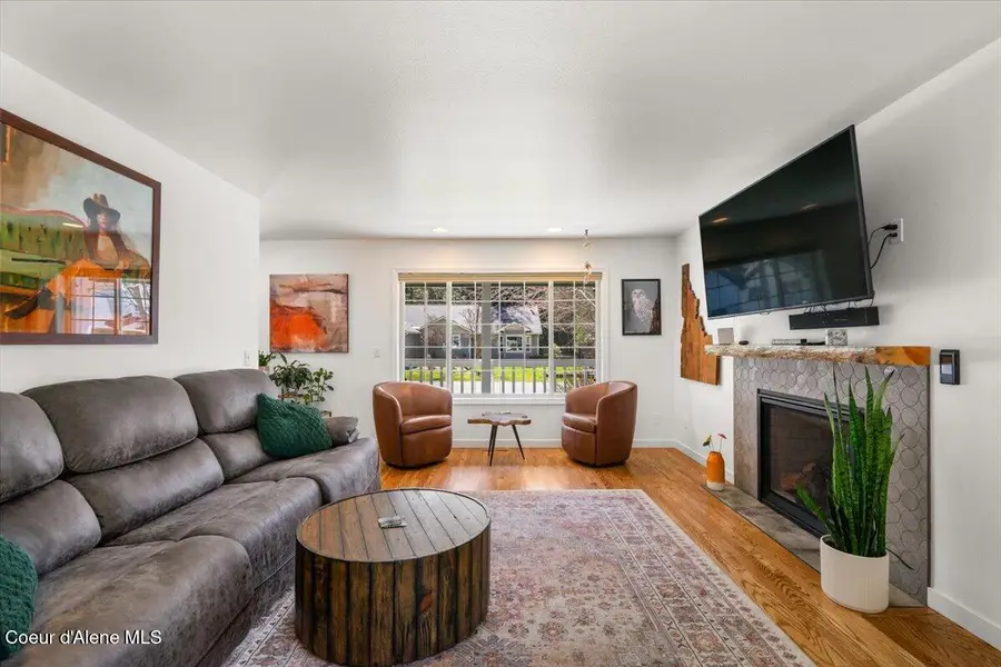 1651 E NORTHWOOD DR, Hayden Lake, ID 83835 - #2