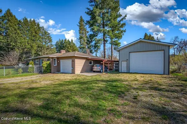 220 E Orchard AVE, Hayden, ID 83835