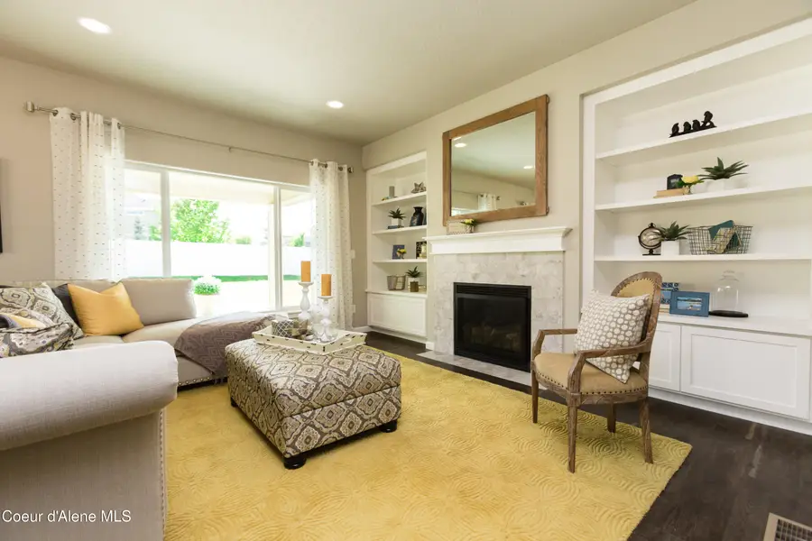 1755 W VALENTIN LOOP, Coeur Dalene, ID 83815 - #2