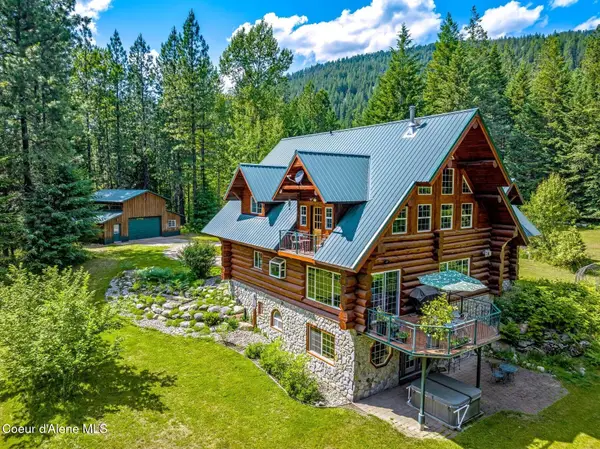 1198 Mountain View Dr, Sandpoint, ID 83864