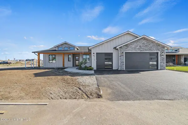 8118 W Ferguson LN, Rathdrum, ID 83858