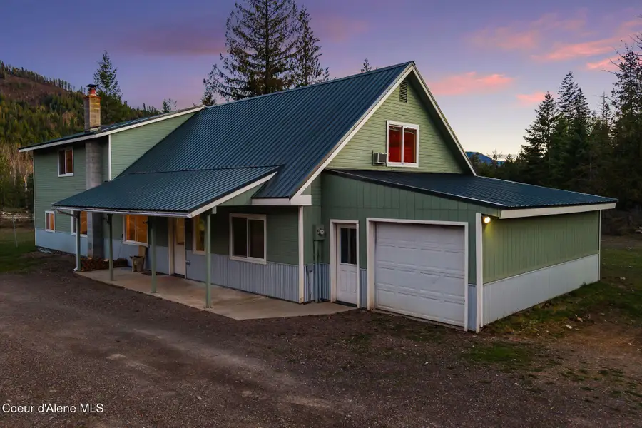 526 Mountain View Rd, Clark Fork, ID 83811 - #2