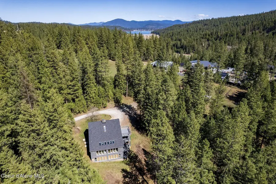 5005 W Cougar Estates Rd, Coeur Dalene, ID 83814 - #2