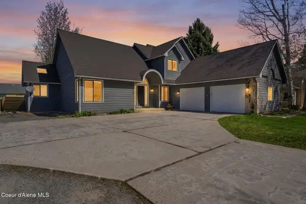 611 Ponder Point Dr, Sandpoint, ID 83864