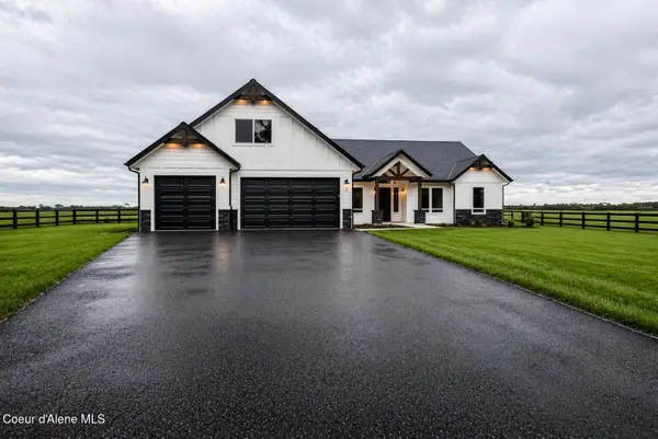 1533 W Remmick Street, Hayden, ID 83835