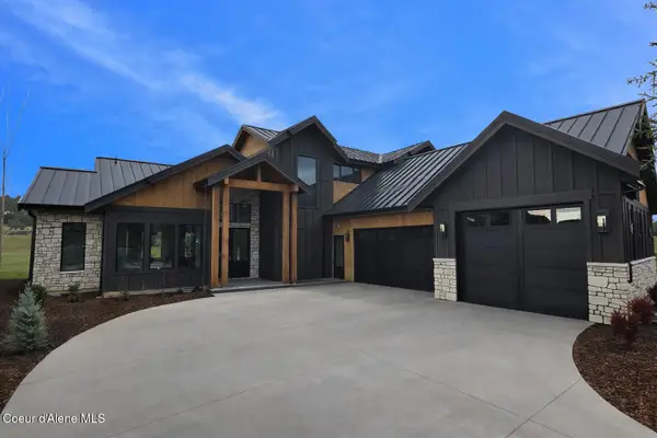 16767 S Citrine Dr, Coeur d'Alene, ID 83814