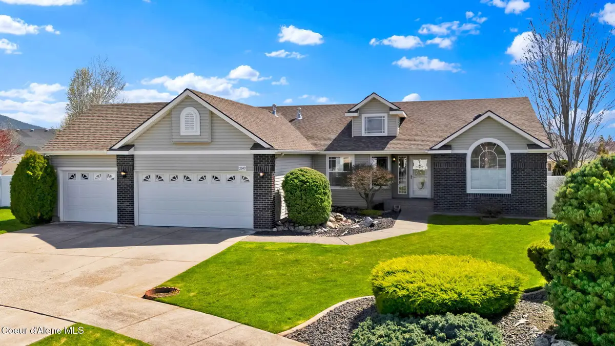 2840 W Mulberry CT, Hayden, ID 83835 - #1