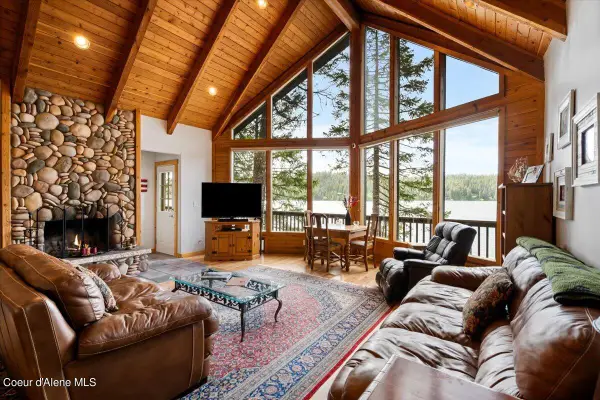 7373 E HAYDEN HAVEN RD, Hayden, ID 83835