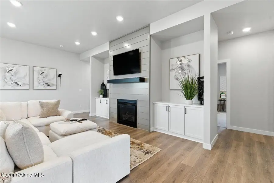 7037 N Coeur Terre Blvd, Coeur Dalene, ID 83815 - Image #3