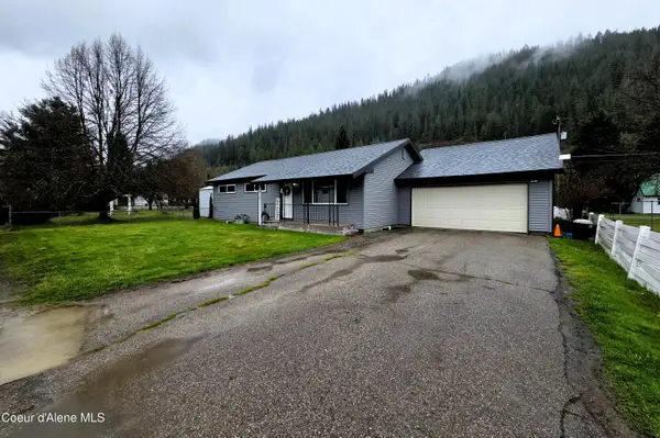 315 E Oak Ave, Osburn, ID 83849
