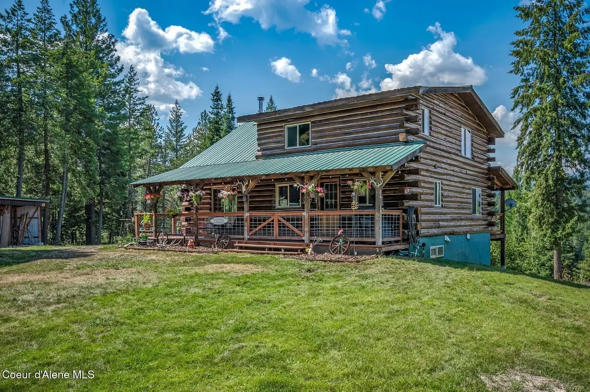 124 Brown Creek Rd, Naples, ID 83847 - #1