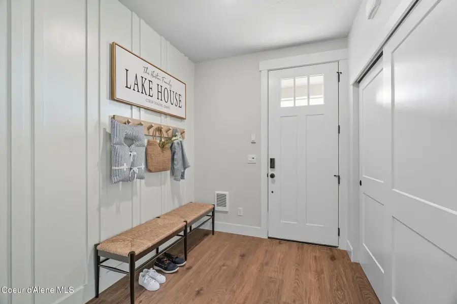 3232 N Grandmill LN #104, Coeur Dalene, ID 83814 - #3