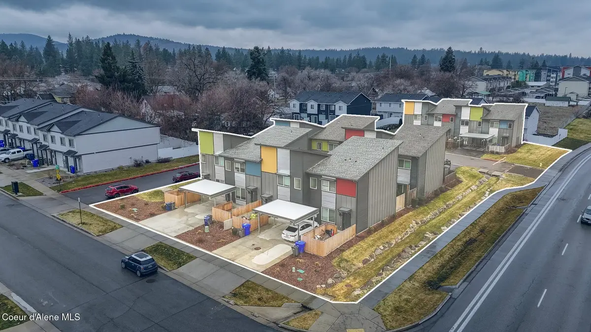303 S Felts Rd, Spokane Valley, WA 99206 - #1