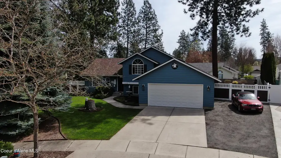 101 S Riverwood CT, Post Falls, ID 83854 - #2