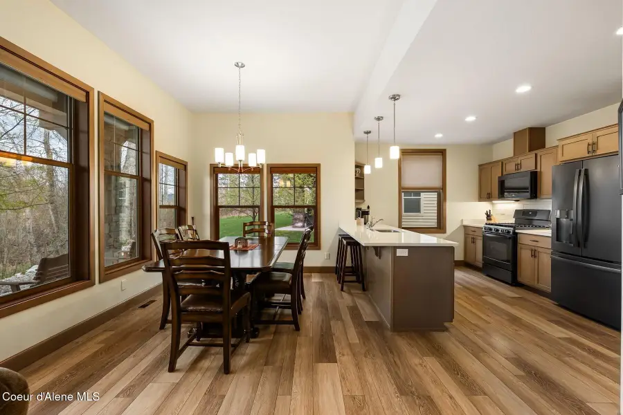 512 Guthrie Pl #701, Dover, ID 83825 - #2