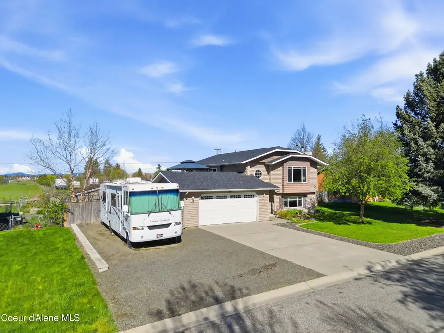 2037 N Westwind DR, Post Falls, ID 83854 - #2