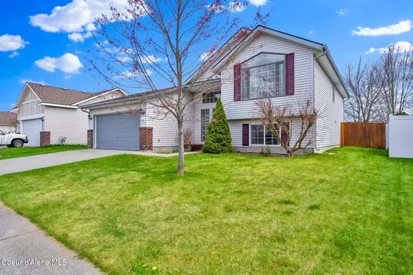 2534 N Coolwater Dr, Post Falls, ID 83854