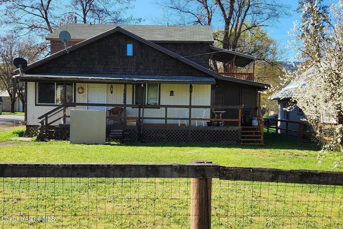 180 N 3rd Street, Priest River, ID 83856 - #1