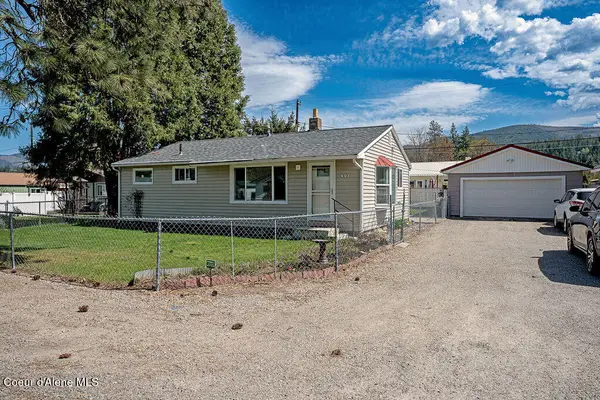 407 S 5th ST, Pinehurst, ID 83850