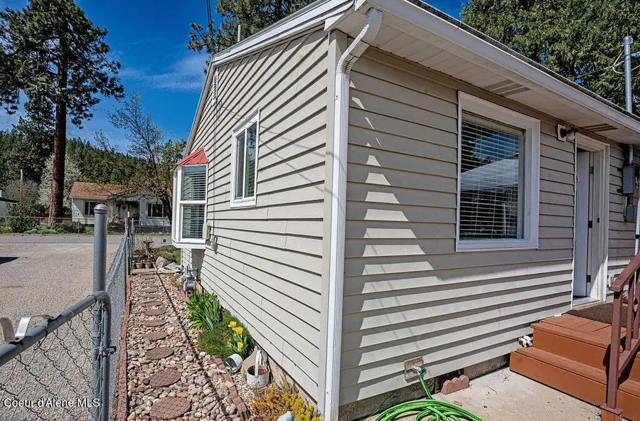 407 S 5th ST, Pinehurst, ID 83850 - #3