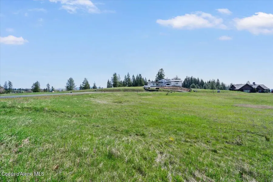 16905 S Magma Ln, Coeur D Alene, ID 83814 - #3