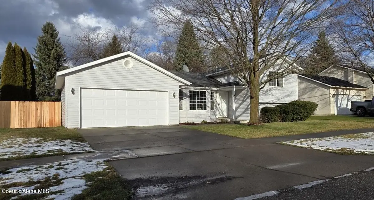 869 W Mustang AVE, Hayden, ID 83835 - #1