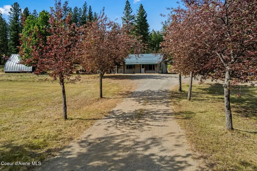 159 Frontier Village, Naples, ID 83847 - #3
