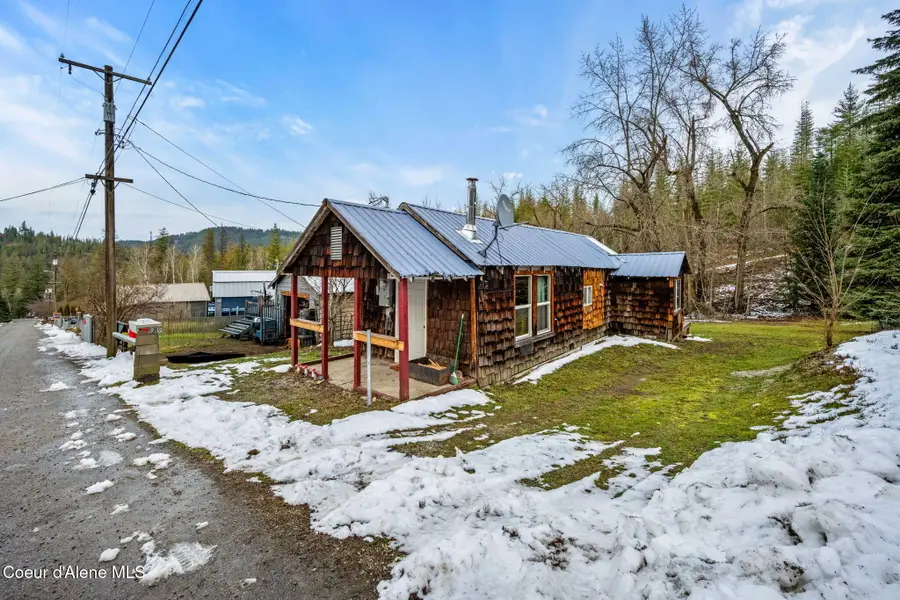 869 Lower Page RD, Smelterville, ID 83868 - #3