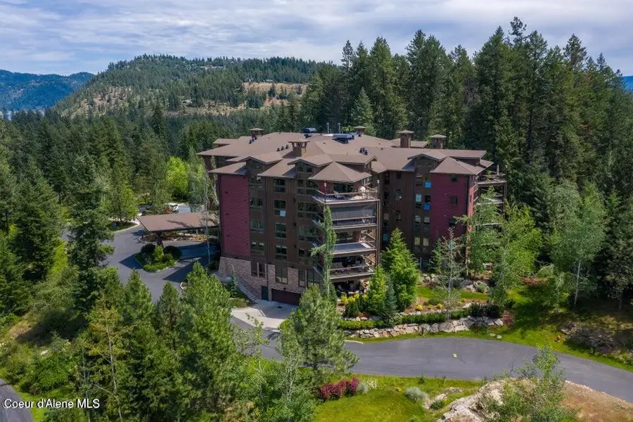 1700 E Tower Pointe Dr #305, Coeur Dalene, ID 83814 - #2