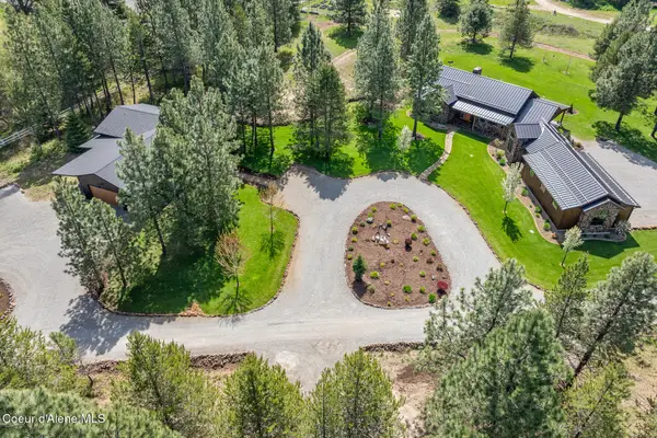 2010 E Dodd RD, Hayden, ID 83835