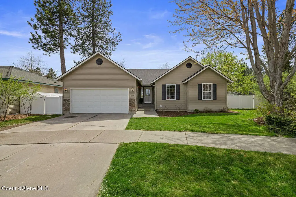 1276 W Sycamore Ave, Coeur Dalene, ID 83815 - #1