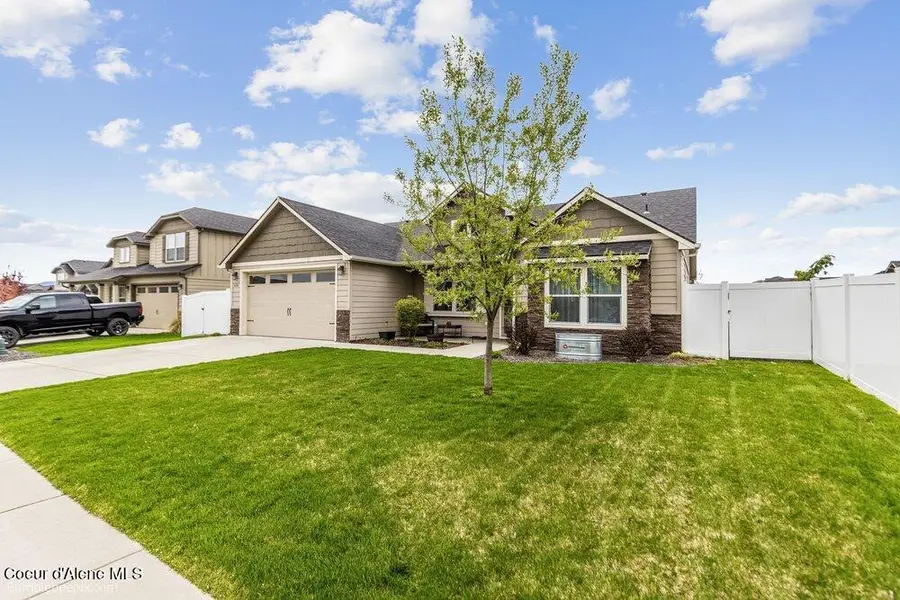 6521 W Irish Cir, Rathdrum, ID 83858 - #2