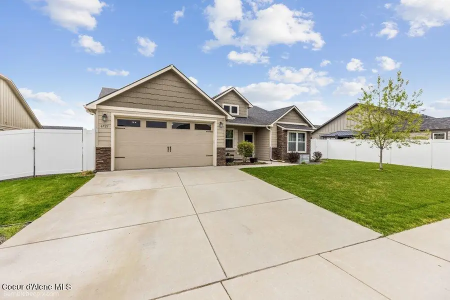 6521 W Irish Cir, Rathdrum, ID 83858 - #3