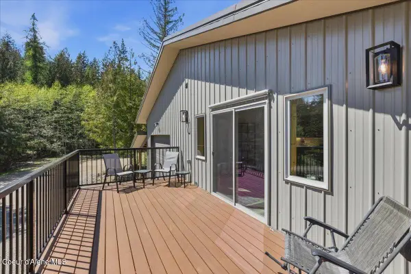 69 Shawnee PATH, Sagle, ID 83860