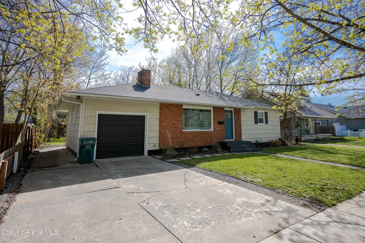 1004 N 7th ST, Coeur Dalene, ID 83814 - #1