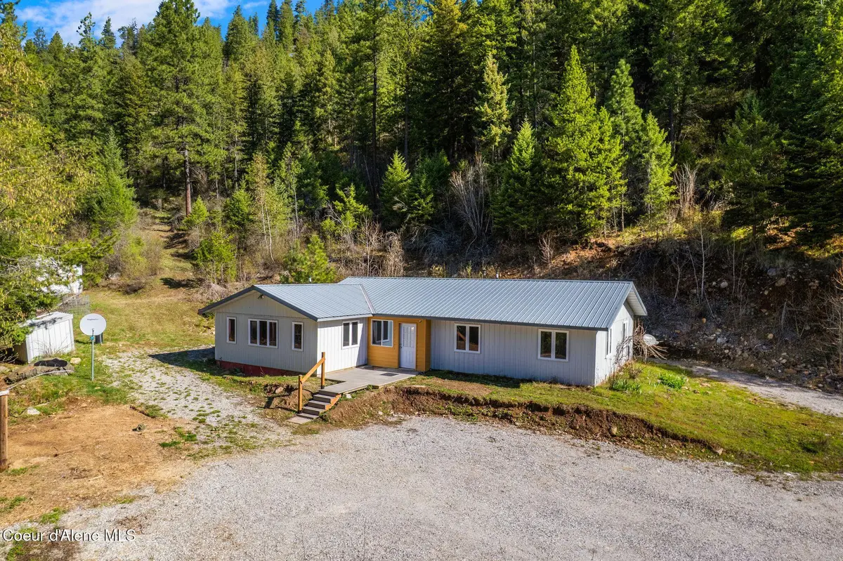 2899 Upper Pack River RD, Sandpoint, ID 83864 - #1
