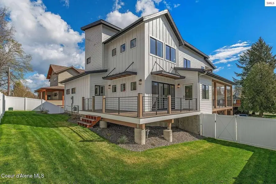 422 S 3rd AVE, Sandpoint, ID 83864 - #3