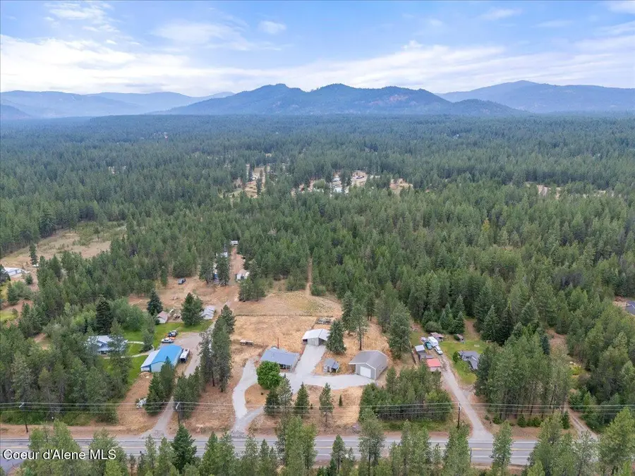 27453 N Ramsey Rd, Athol, ID 83801 - #3