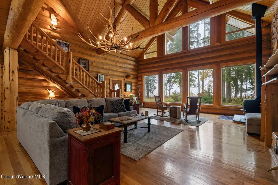 8031 Lakeshore Dr, Sagle, ID 83860 - #2