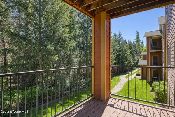 6800 N Spurwing Loop #205, Coeur d'Alene, ID 83815