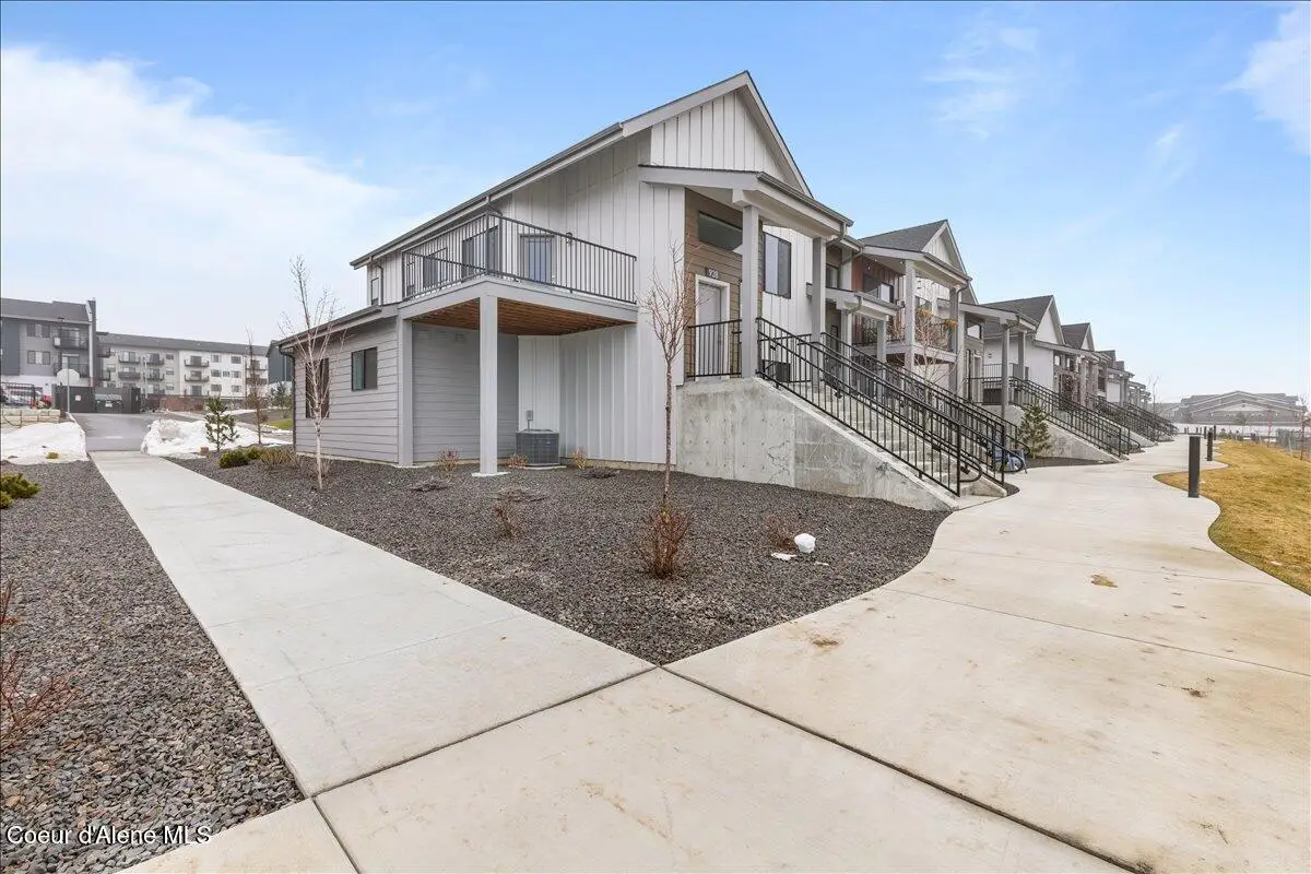 930 E Railroad AVE, Post Falls, ID 83854 - #1