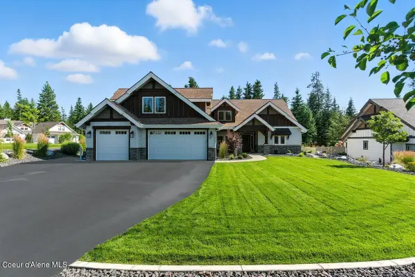 3462 E WINRAY DR, Hayden, ID 83835