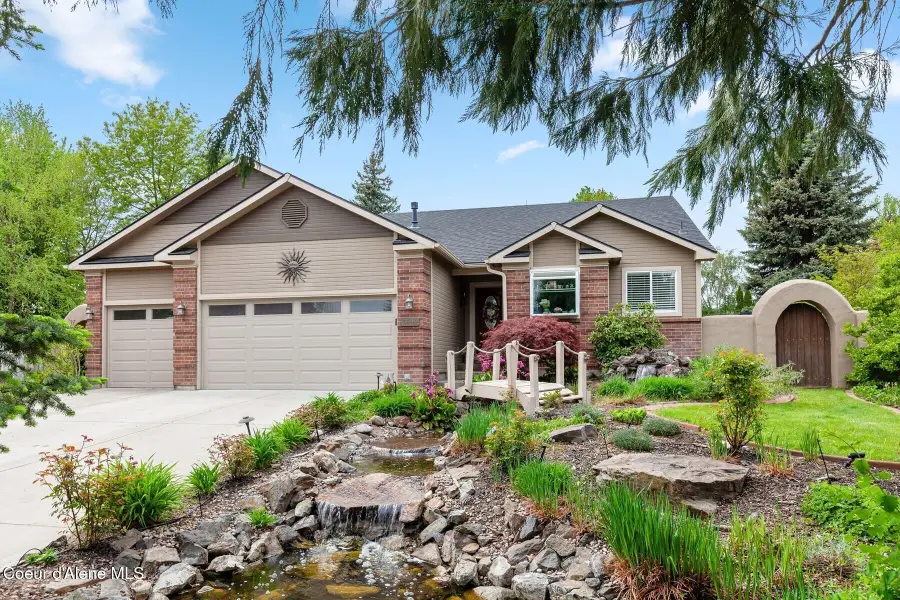 5849 N Toulon Dr, Coeur Dalene, ID 83815 - #2