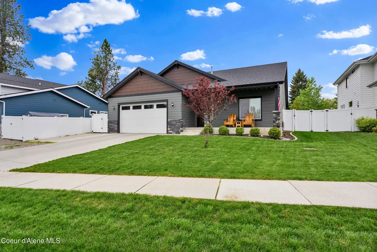 10633 N Crimson Dr, Hayden, ID 83835 - #1