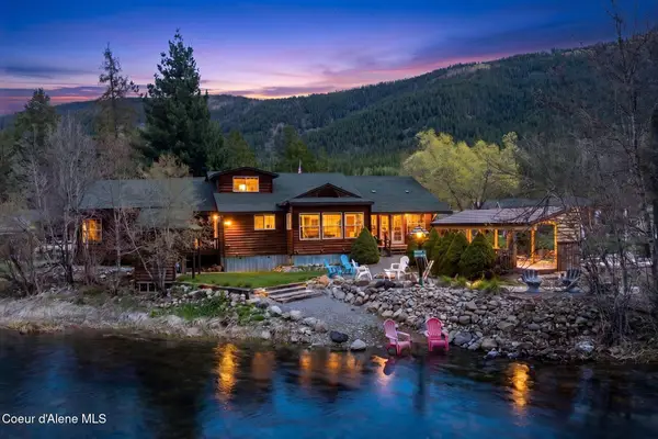 5634 Moyie River RD, Bonners Ferry, ID 83805